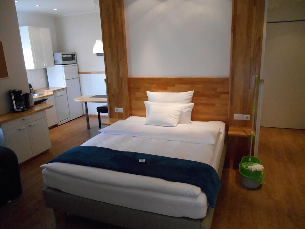 Warum Ins Hotel Neckarsulm Rum bild