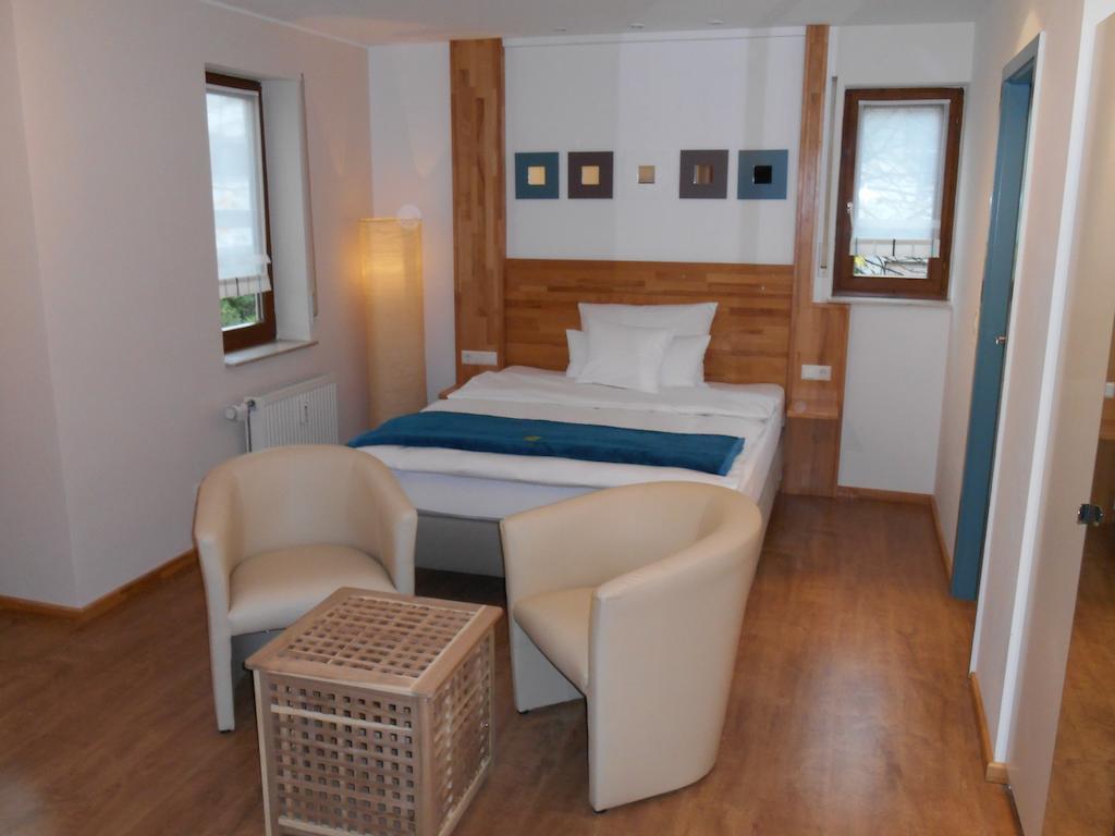 Warum Ins Hotel Neckarsulm Rum bild